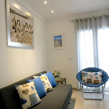 One Bedroom At 500 M Away From The Apartament