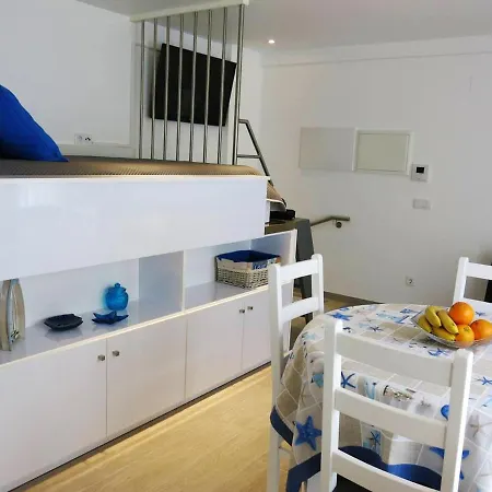 One Bedroom At 500 M Away From The Apartament