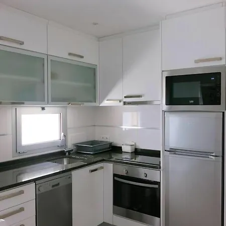 Apartament One Bedroom At 500 M Away From The Nazaré
