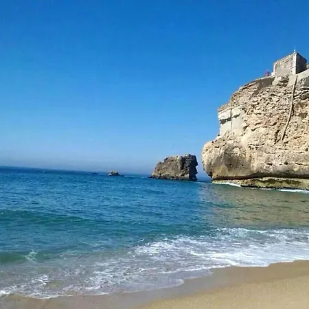 Apartament One Bedroom At 500 M Away From The Nazaré